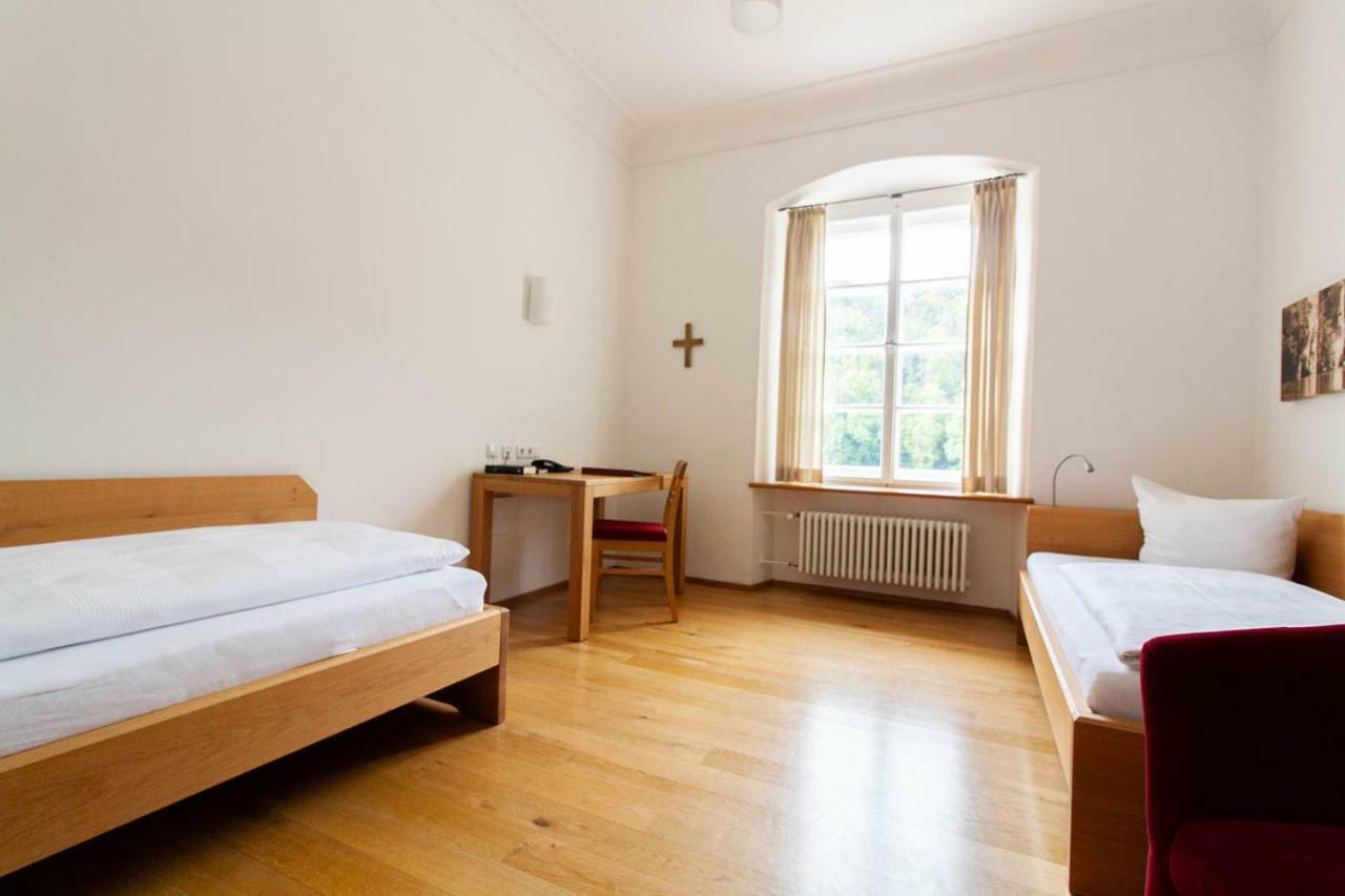 Gaestehaus St. Georg - Weltenburger Klosterbetriebe Gmbh Kelheim Eksteriør billede